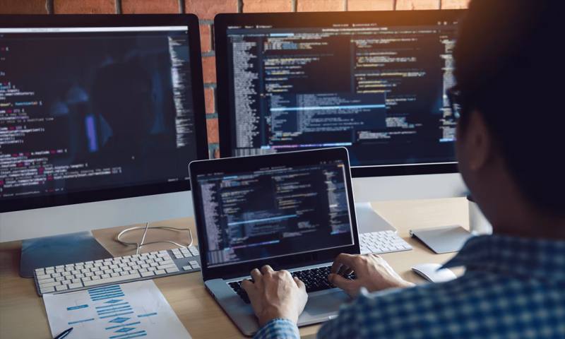 数据科学选型:R与Python如何赋能柘荣县网站建设?